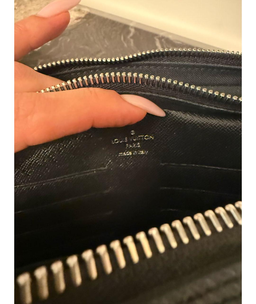 LOUIS VUITTON Черная кожаная барсетка, фото 4