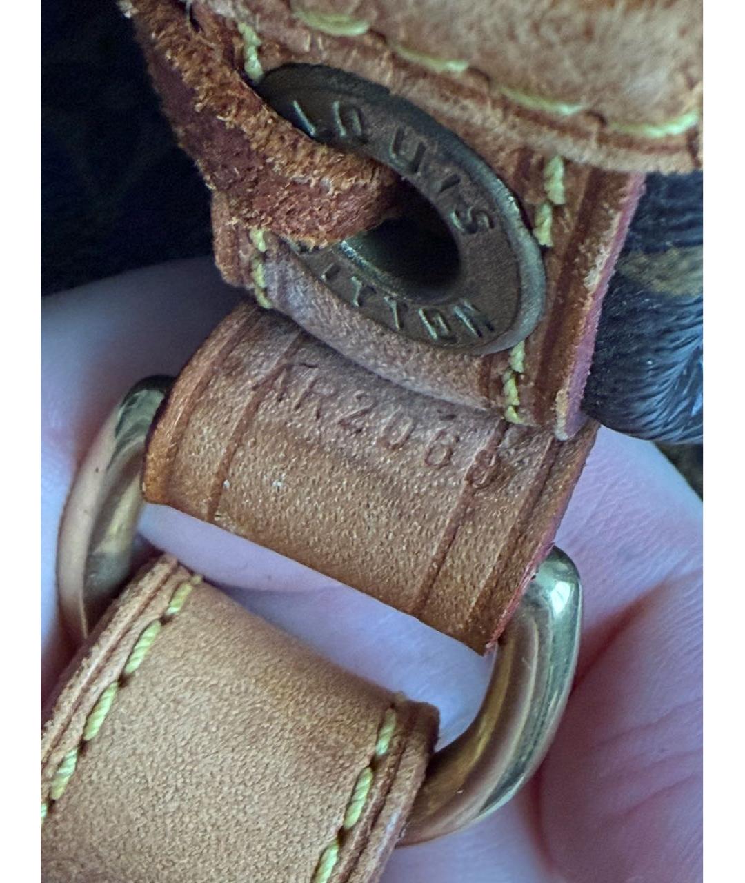 LOUIS VUITTON Коричневая кожаная сумка с короткими ручками, фото 6