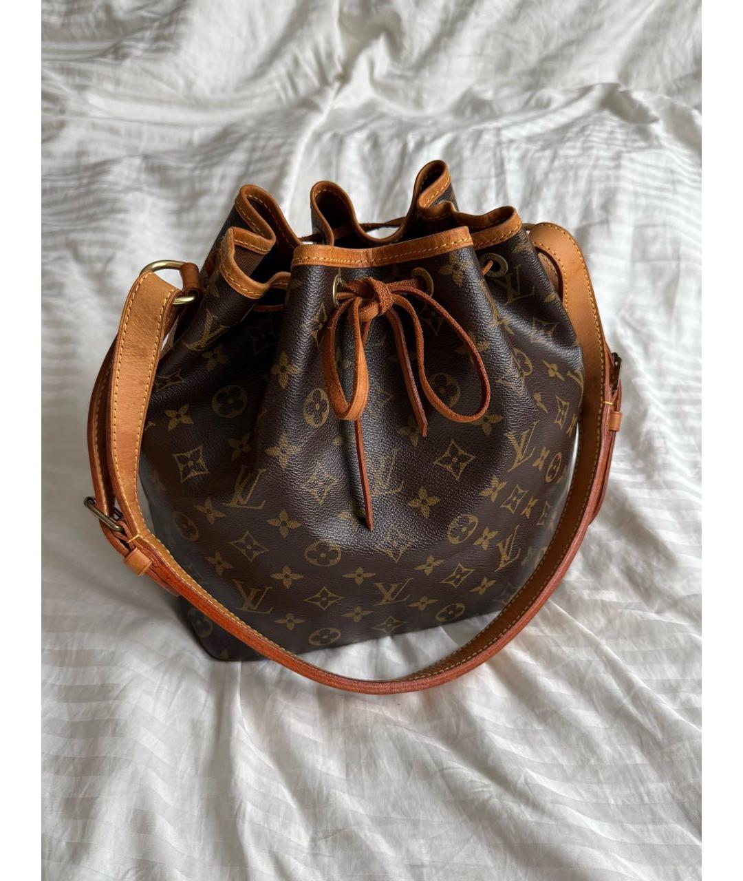 LOUIS VUITTON Коричневая кожаная сумка с короткими ручками, фото 7