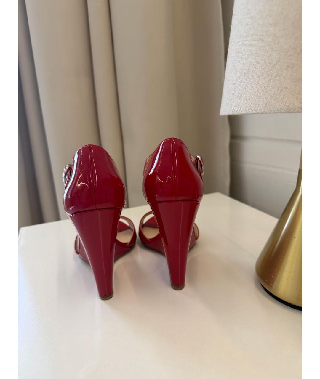 PRADA Красные босоножки из лакированной кожи, фото 4