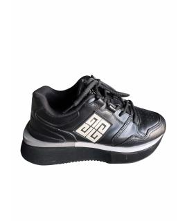GIVENCHY Кроссовки