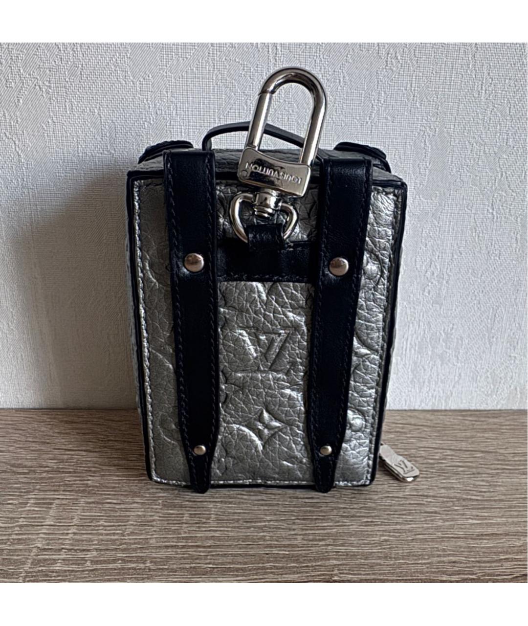 LOUIS VUITTON Брелок, фото 2