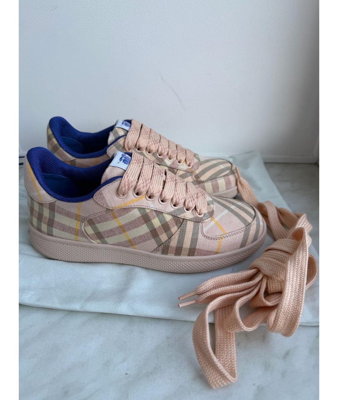 BURBERRY Розовые кеды, фото 3