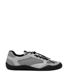 PRADA Низкие кроссовки / кеды