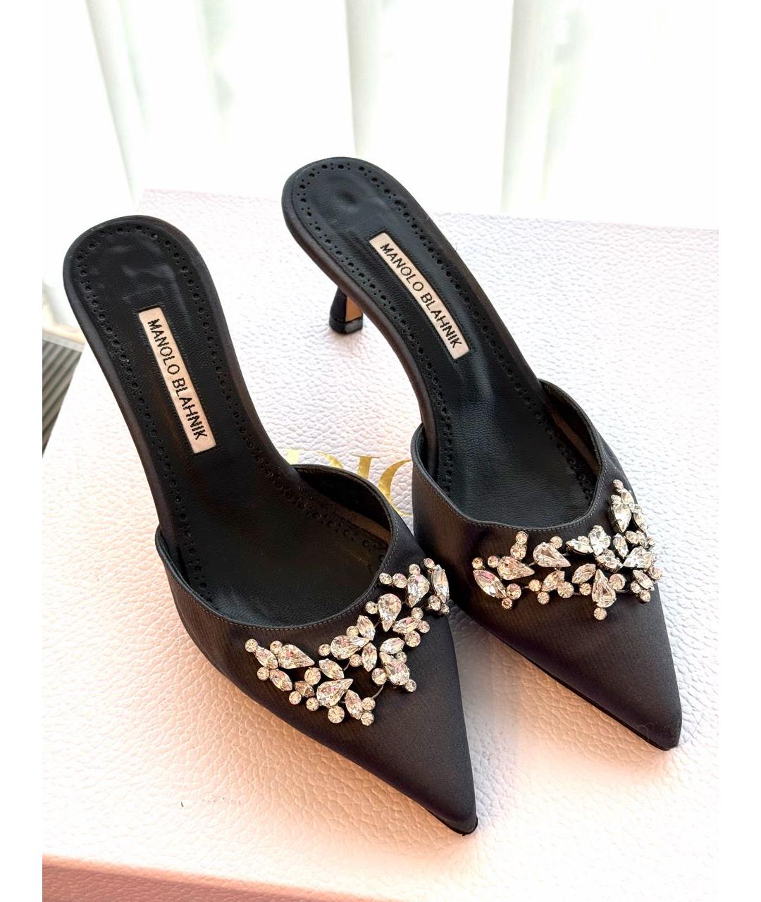 MANOLO BLAHNIK Антрацитовые текстильные лодочки на низком каблуке, фото 2