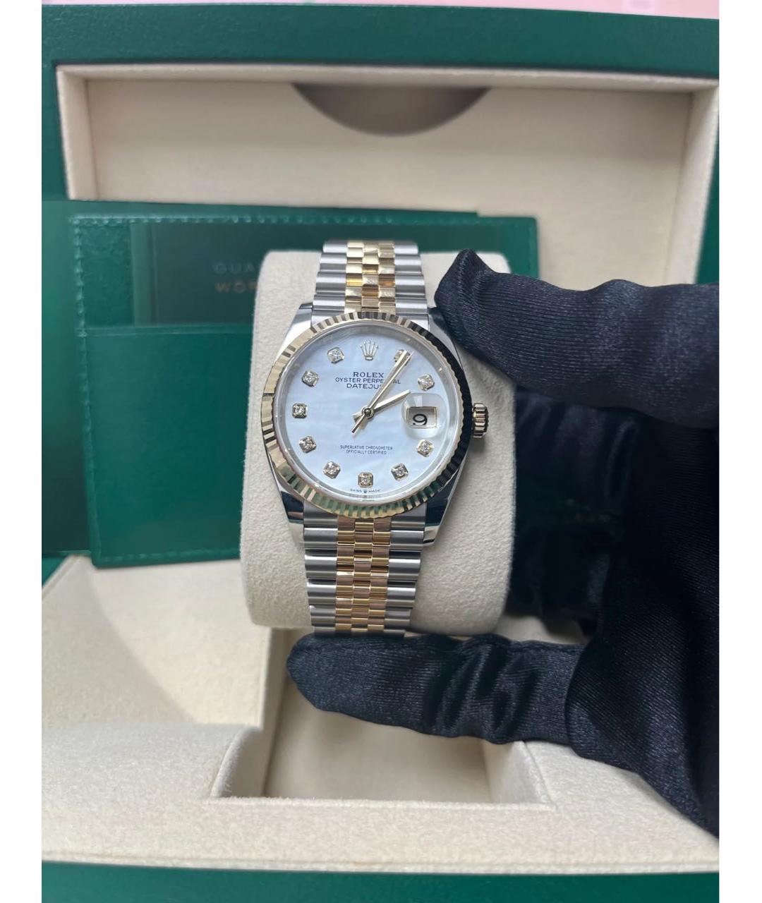 ROLEX Белые часы из желтого золота, фото 2