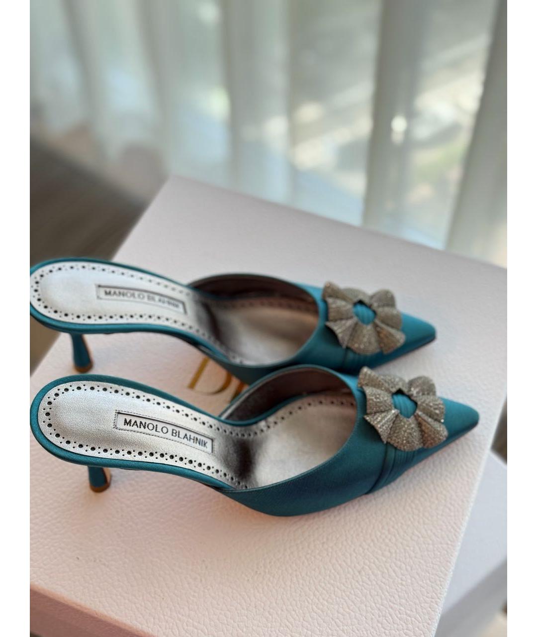 MANOLO BLAHNIK Бирюзовые текстильные туфли, фото 2
