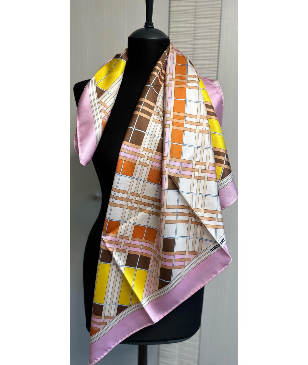BURBERRY Розовый шелковый платок, фото 3