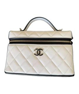 CHANEL Косметичка