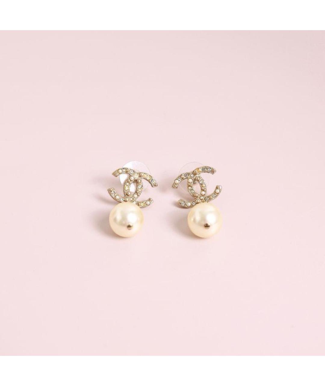 CHANEL Бежевые серьги, фото 7