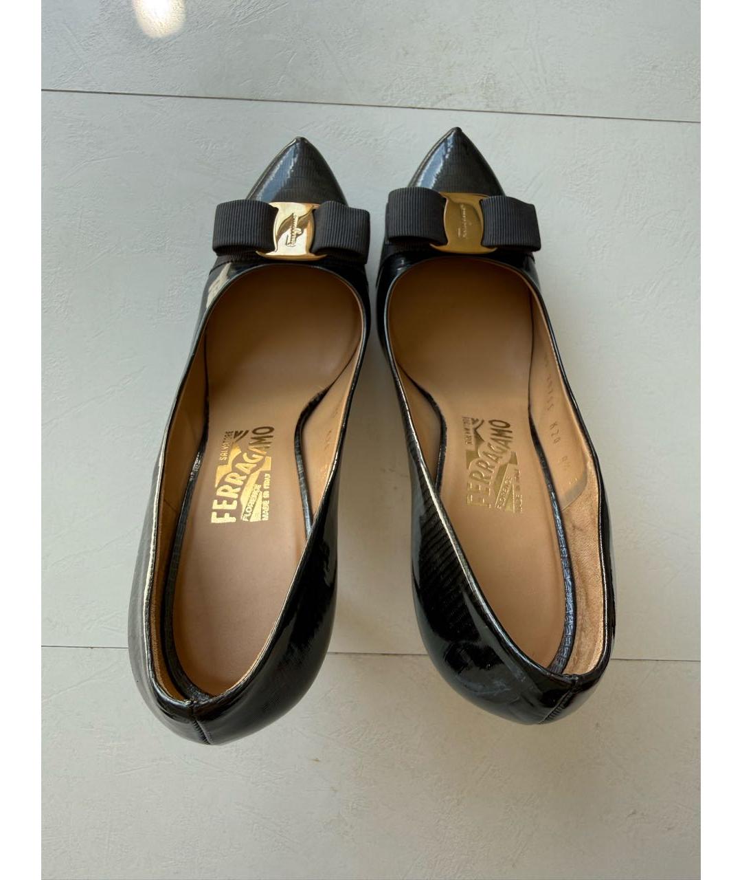 FERRAGAMO Антрацитовые кожаные туфли, фото 3