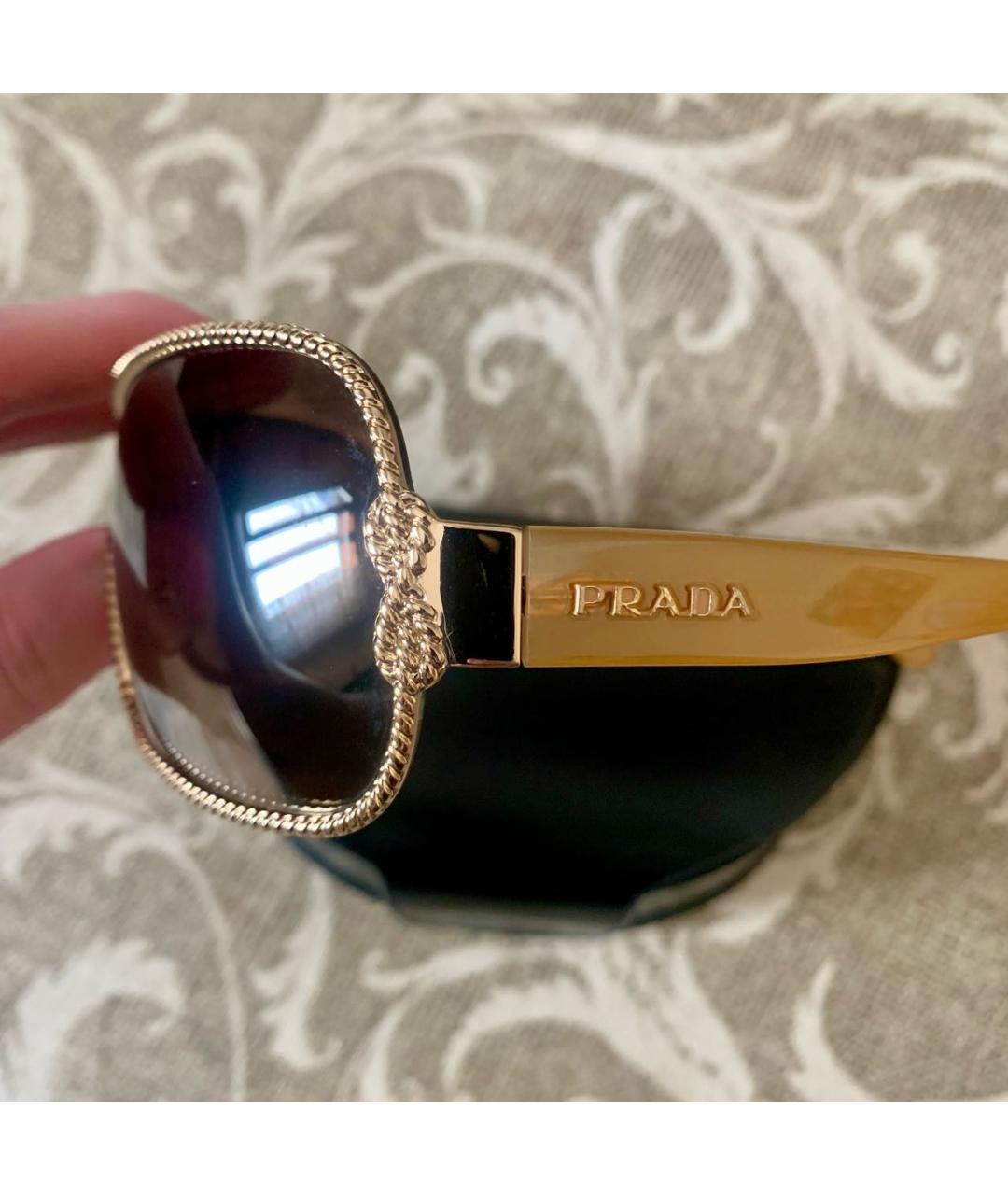 PRADA Золотые металлические солнцезащитные очки, фото 3