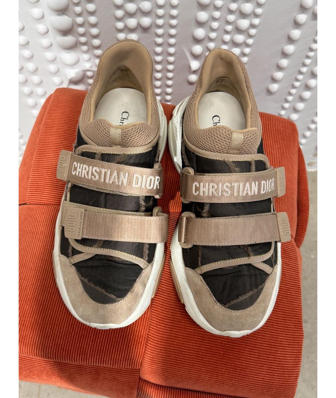 CHRISTIAN DIOR Бежевые текстильные кроссовки, фото 2