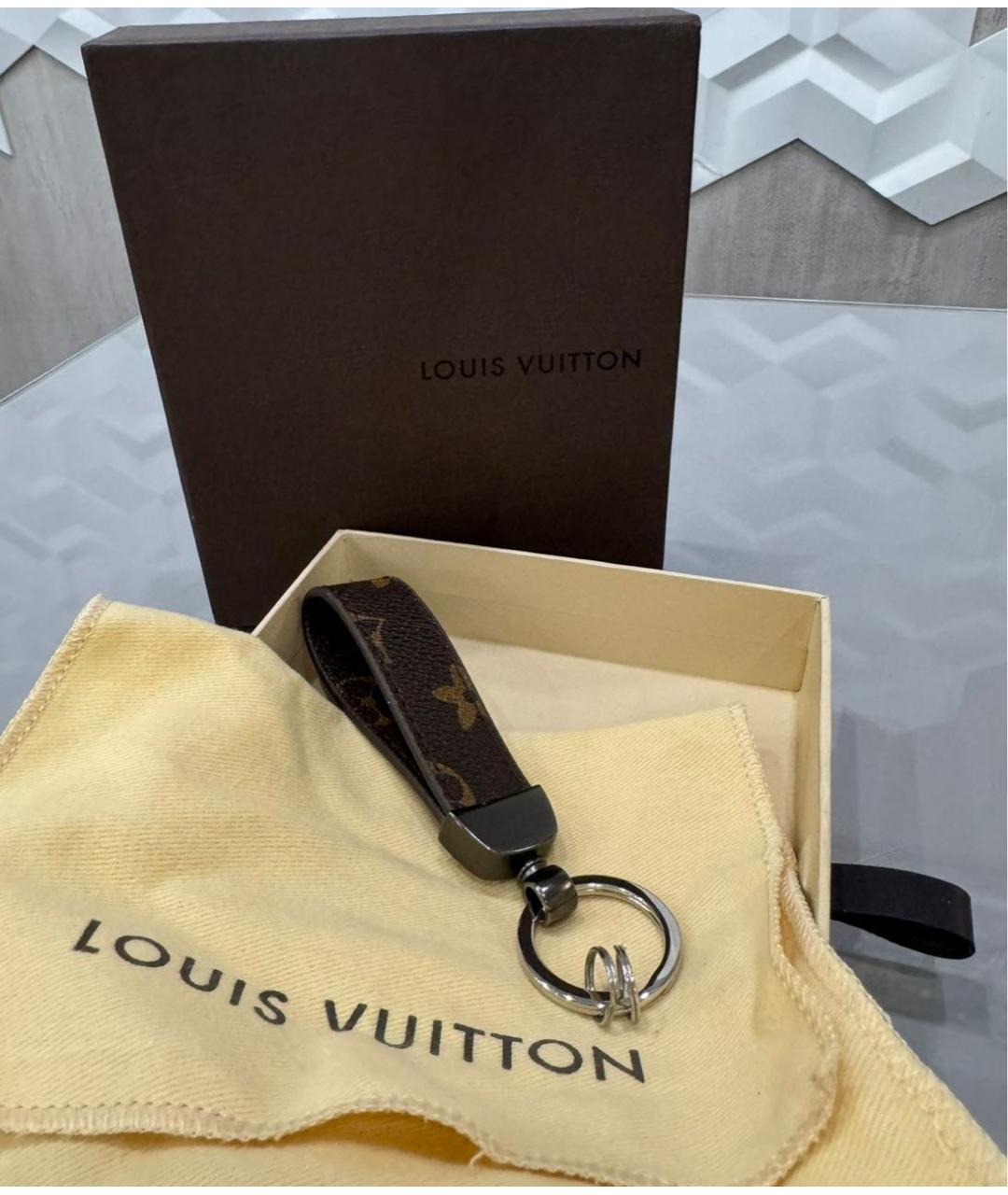 LOUIS VUITTON Коричневый брелок, фото 3