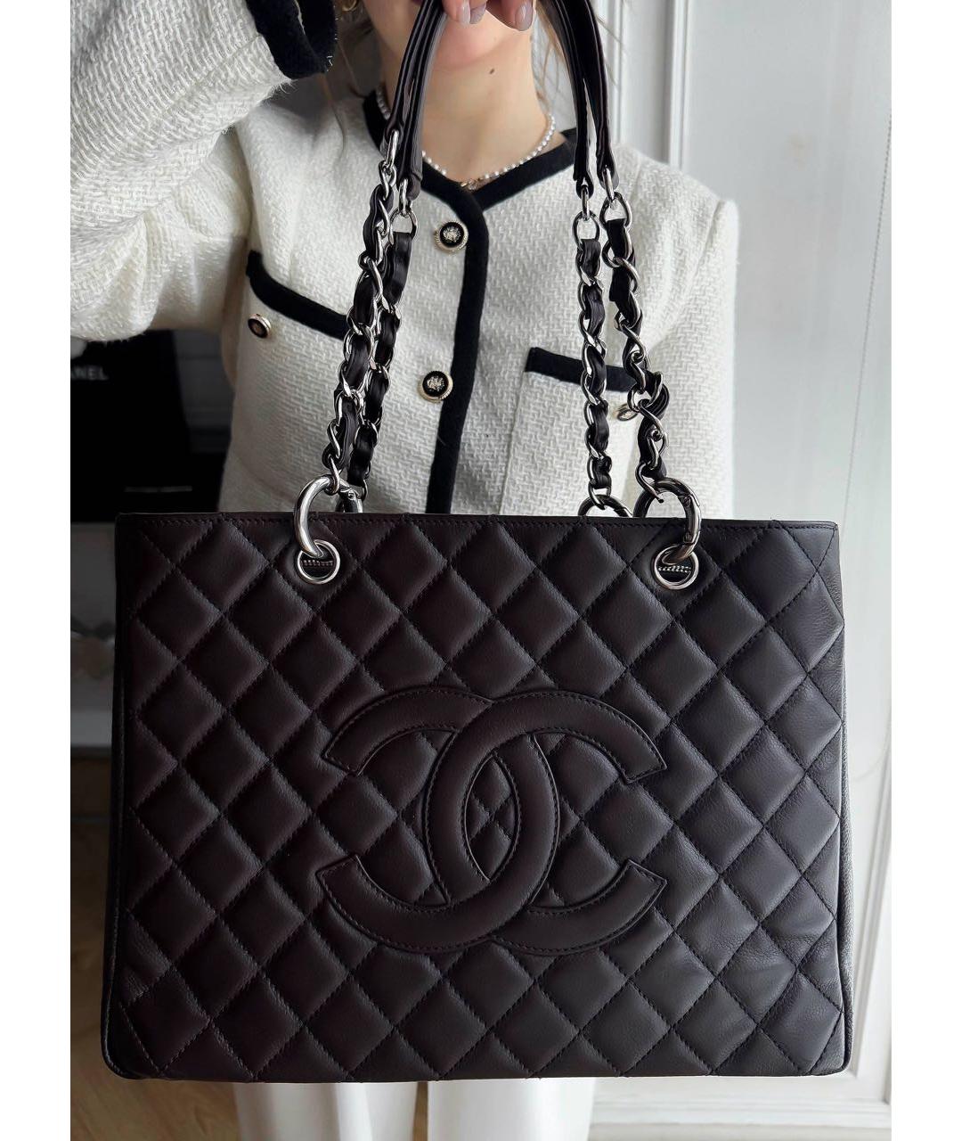 CHANEL Коричневая кожаная сумка тоут, фото 9