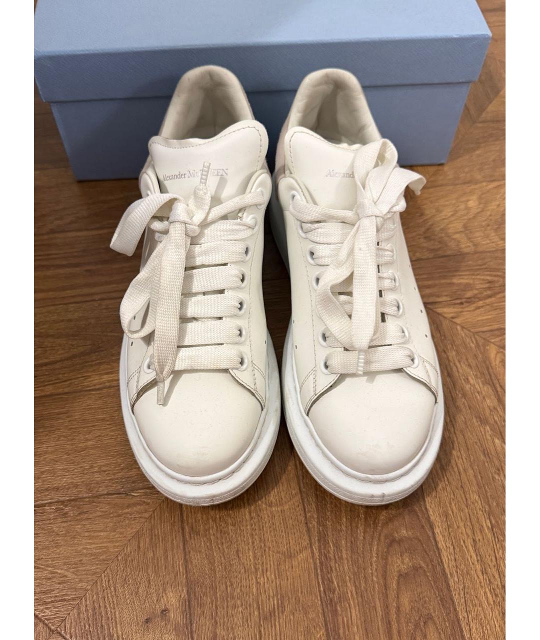 ALEXANDER MCQUEEN Белые кожаные кеды, фото 2