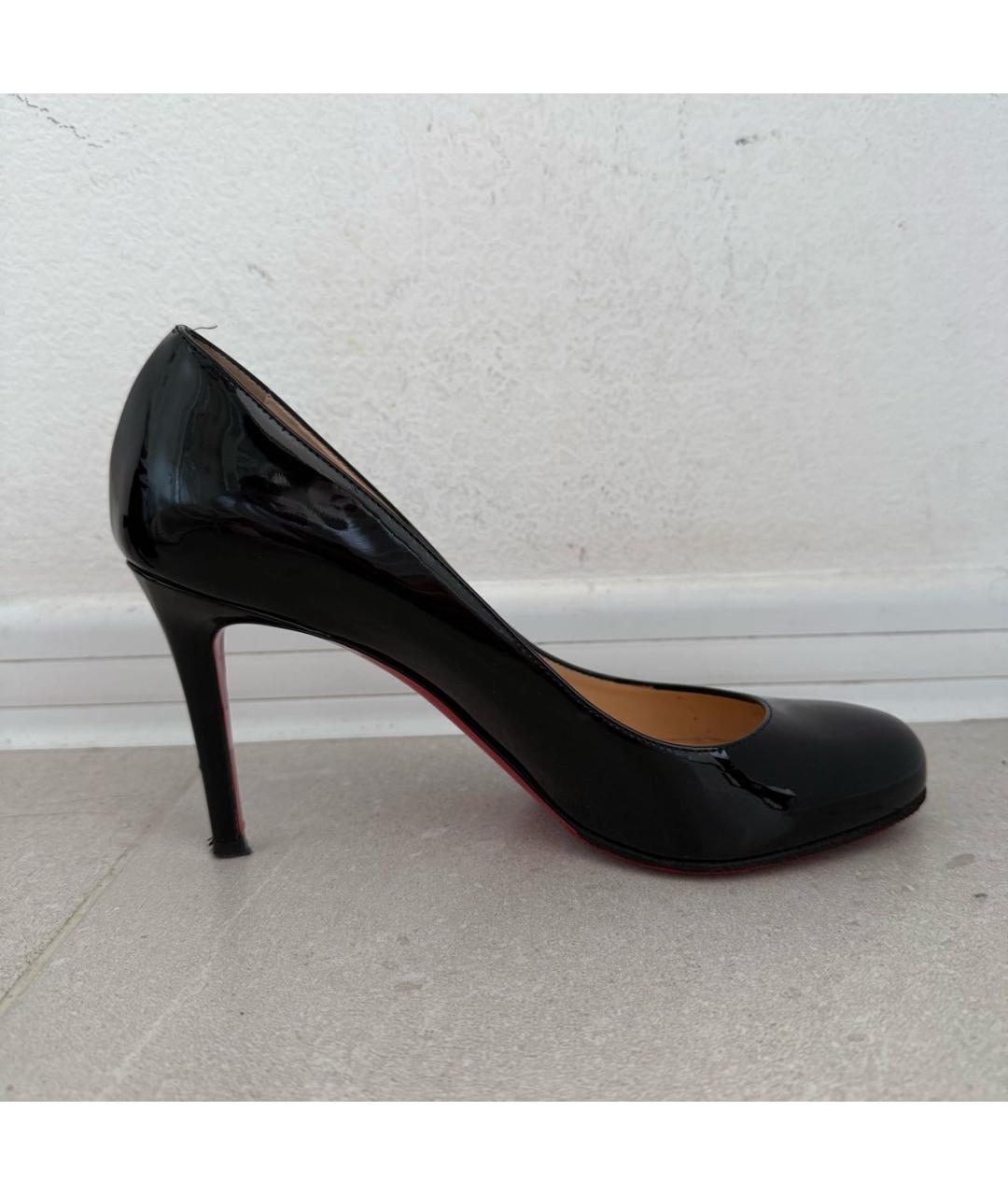 CHRISTIAN LOUBOUTIN Черные туфли из лакированной кожи, фото 9