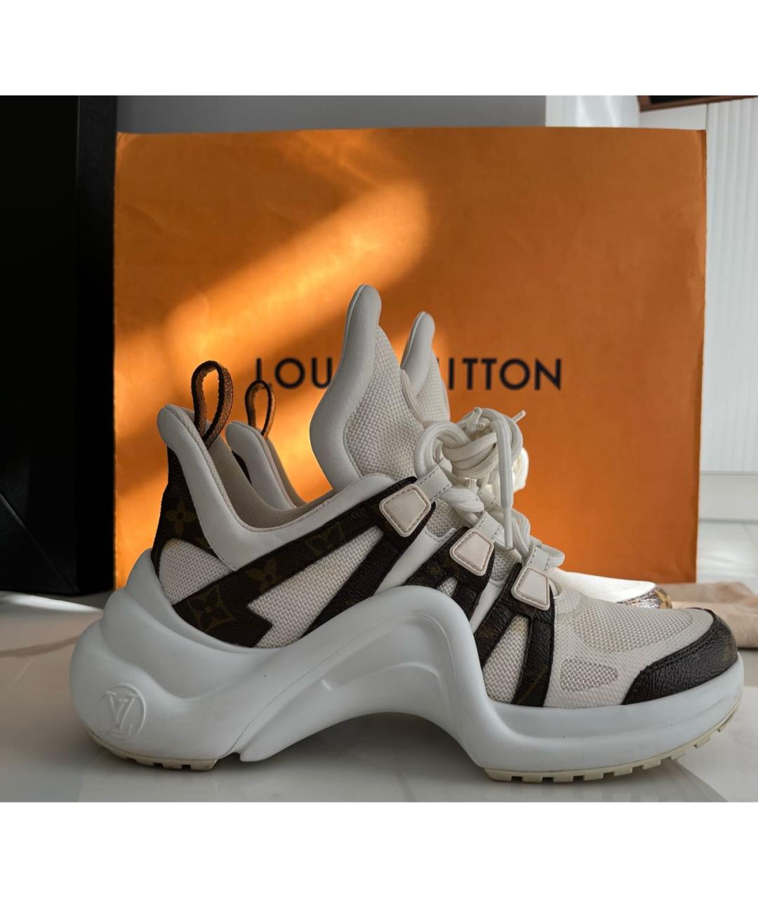 LOUIS VUITTON Белые кожаные кеды, фото 9