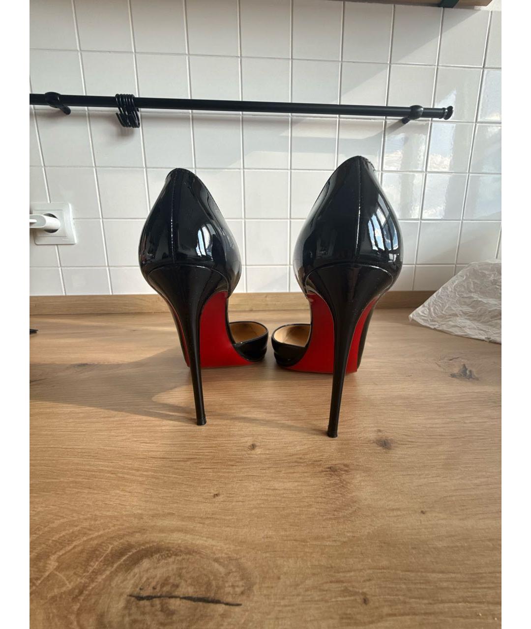 CHRISTIAN LOUBOUTIN Черные туфли из лакированной кожи, фото 4