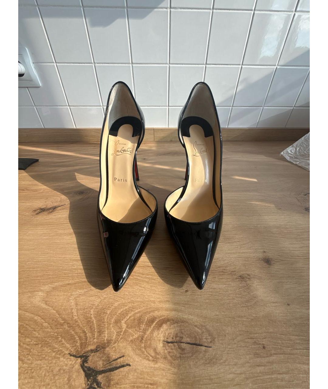 CHRISTIAN LOUBOUTIN Черные туфли из лакированной кожи, фото 2