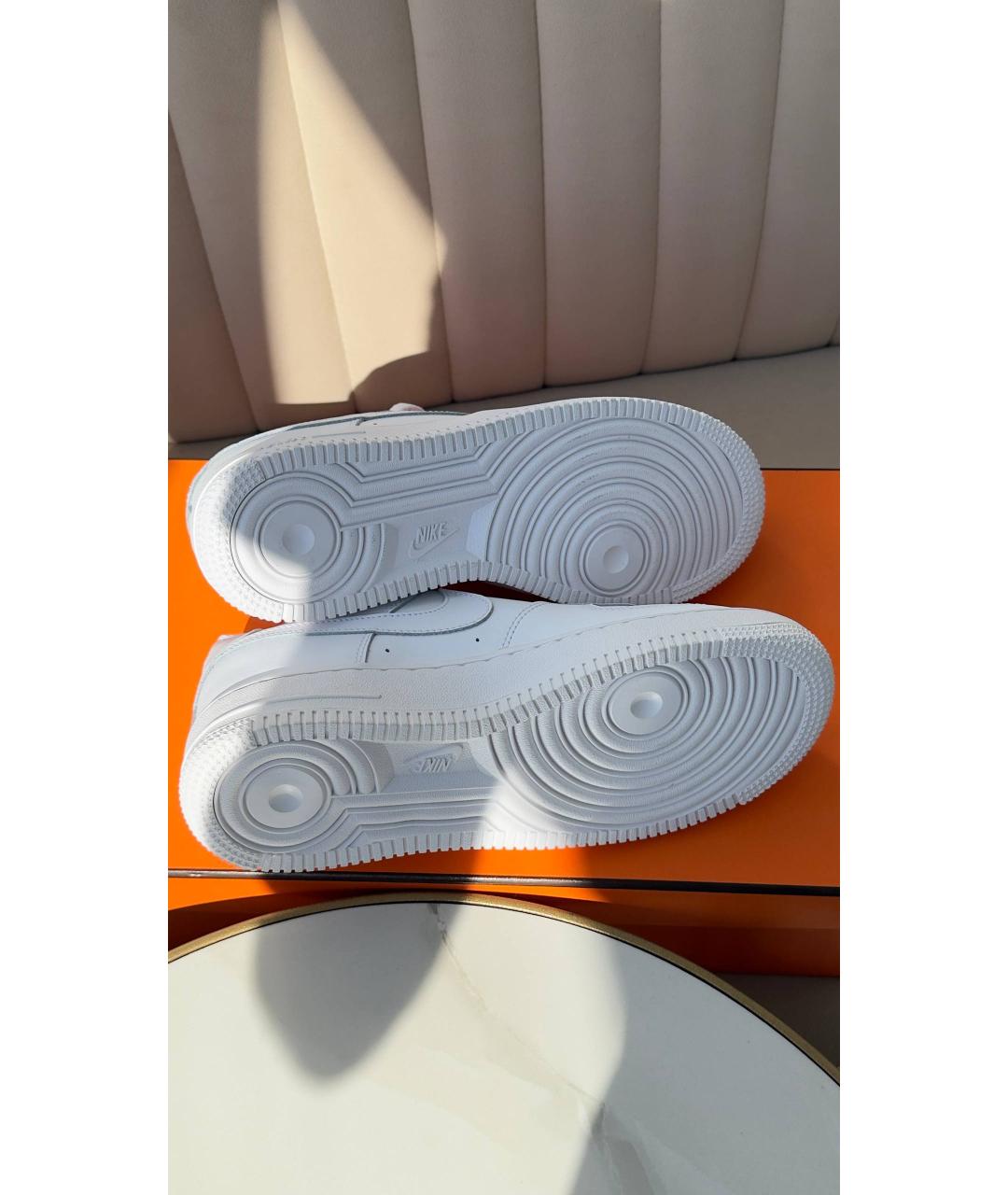 NIKE Белые кожаные кроссовки, фото 2
