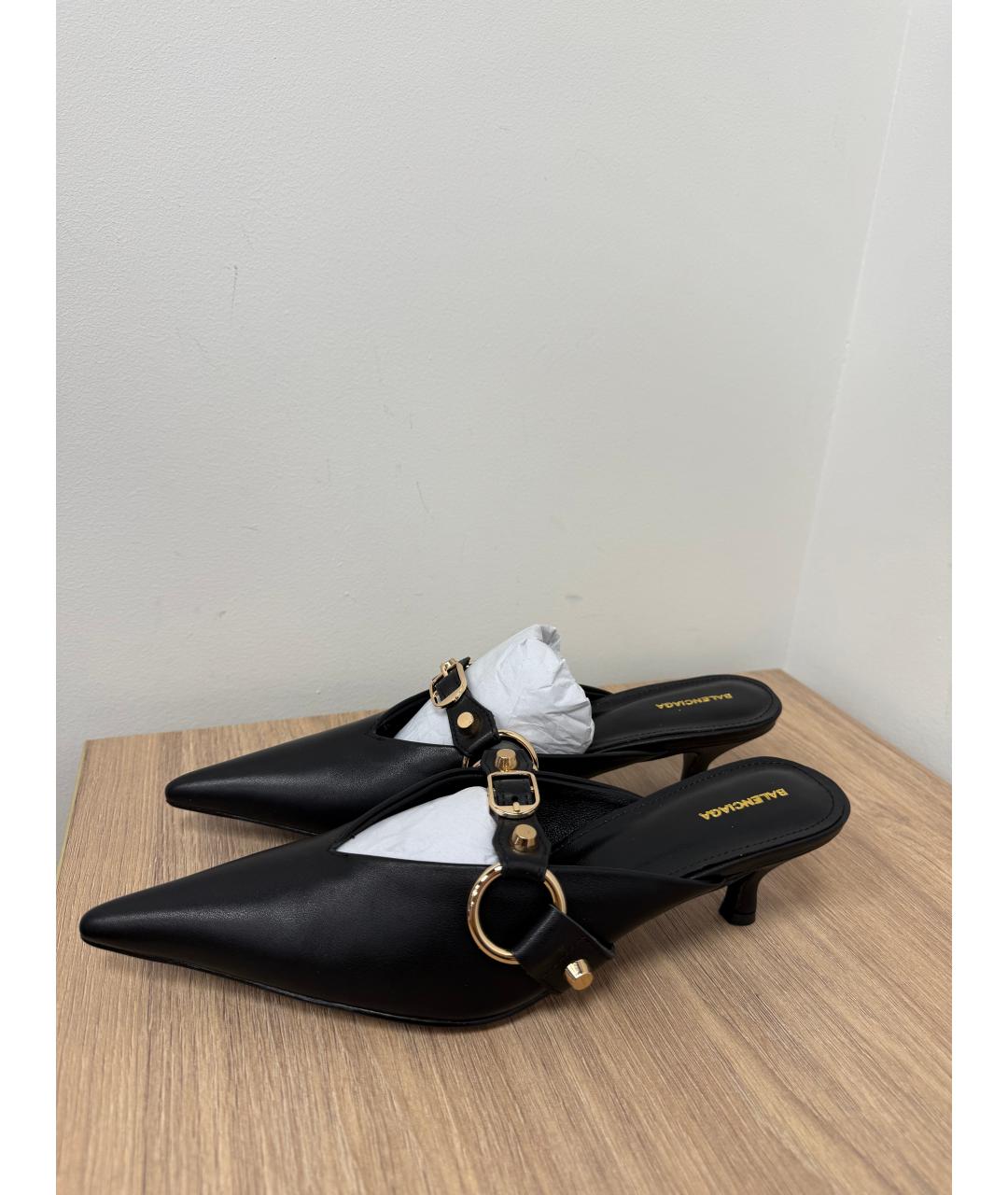 BALENCIAGA Черные кожаные мюли, фото 4