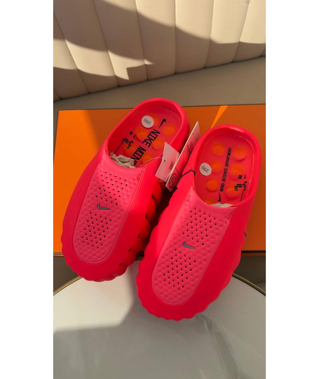 NIKE Красные резиновые мюли, фото 2