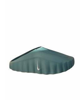 NIKE Шлепанцы