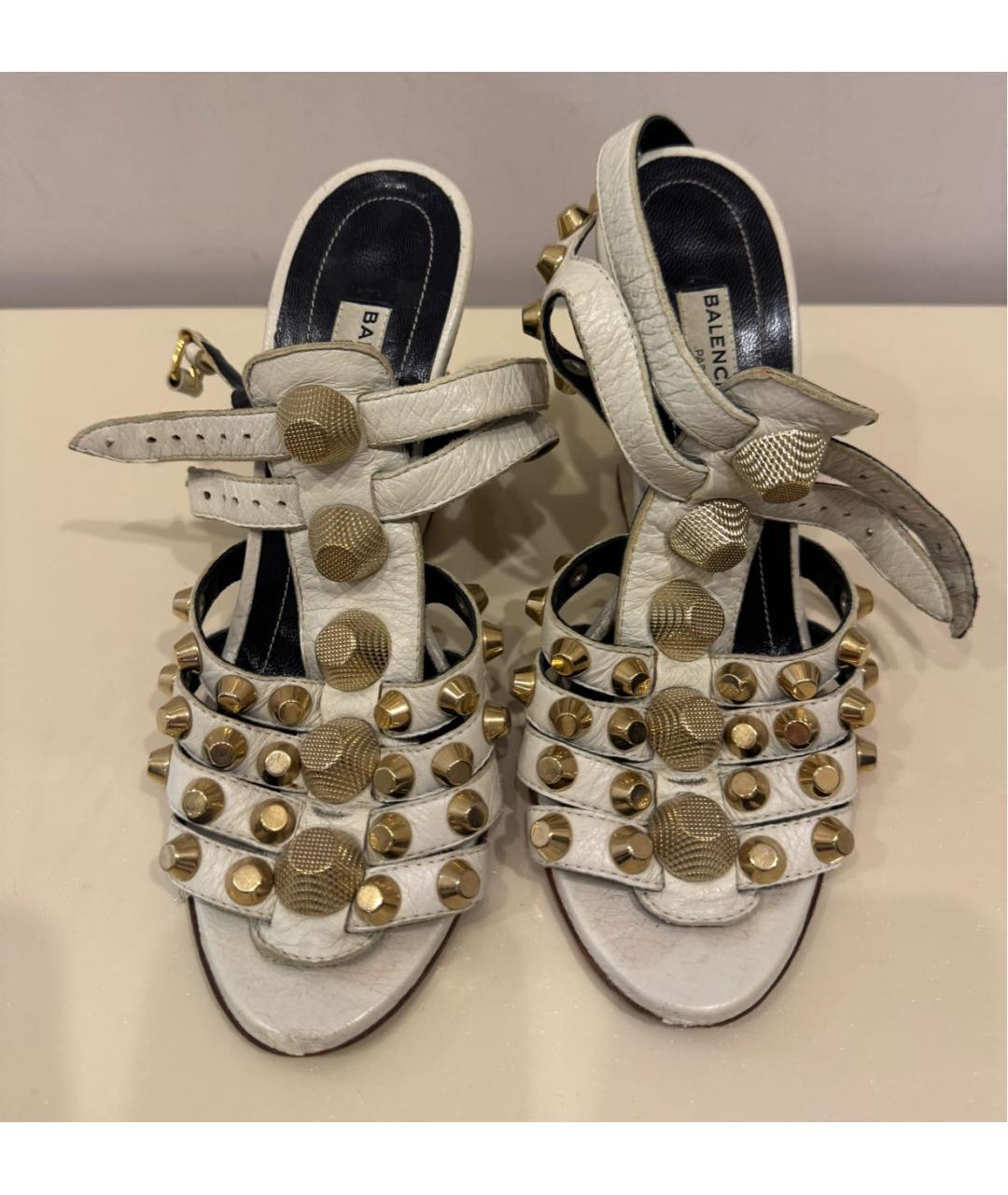 BALENCIAGA Белые кожаные босоножки, фото 3