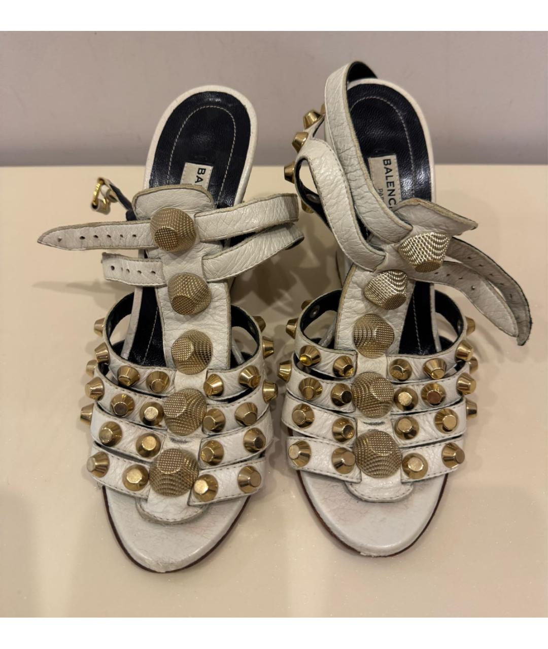 BALENCIAGA Белые кожаные босоножки, фото 2