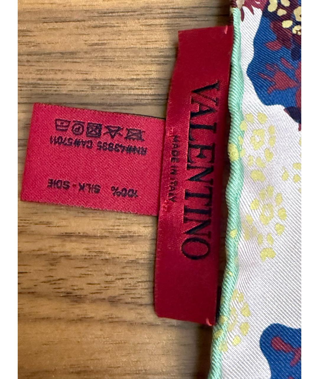 VALENTINO Синий шелковый платок, фото 4