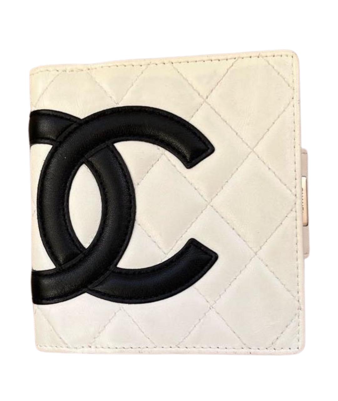 CHANEL Белый кожаный кошелек, фото 1