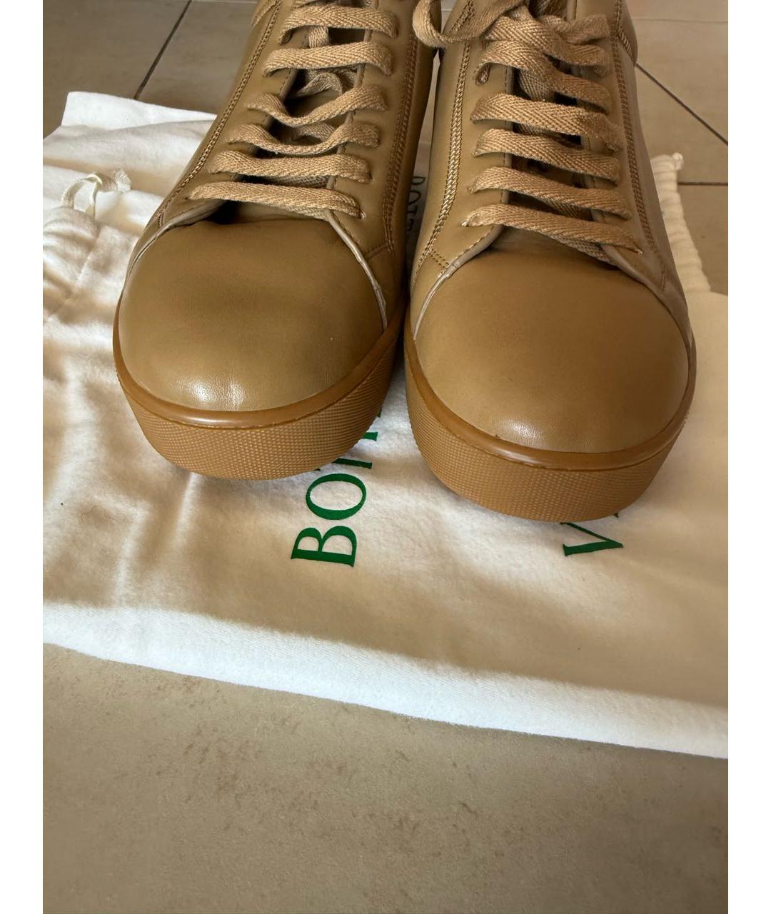 BOTTEGA VENETA Коричневые кожаные низкие кроссовки / кеды, фото 4