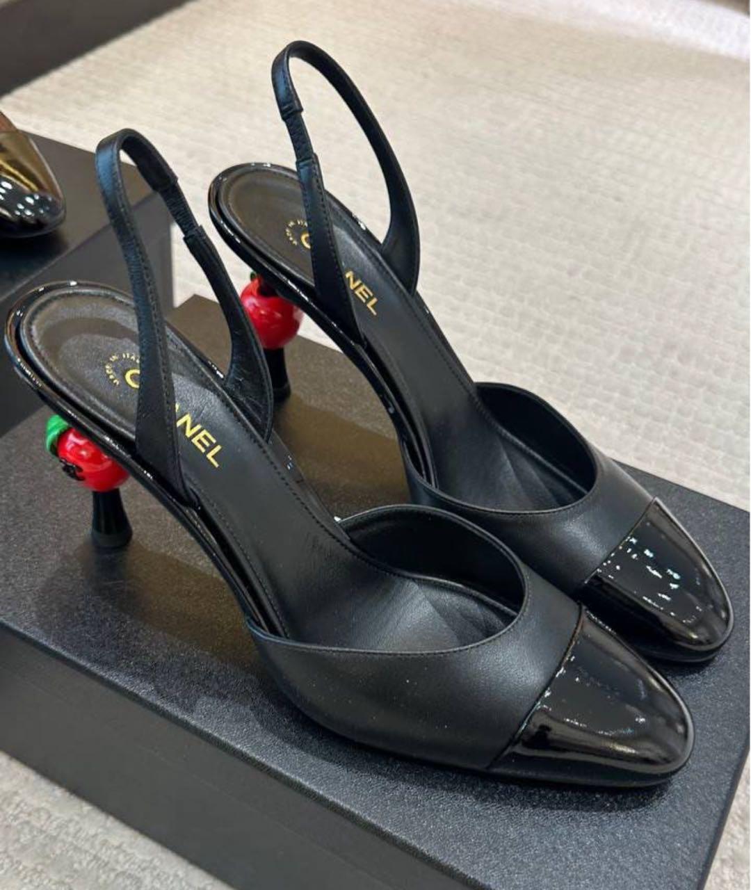 CHANEL Черные кожаные туфли, фото 4