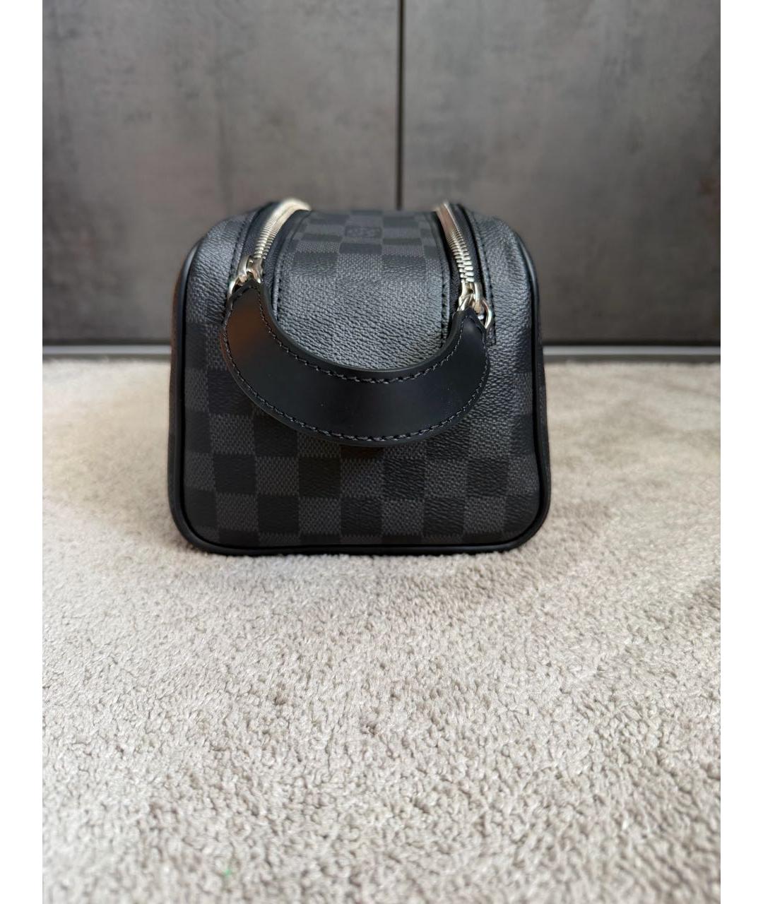 LOUIS VUITTON Серая барсетка, фото 2