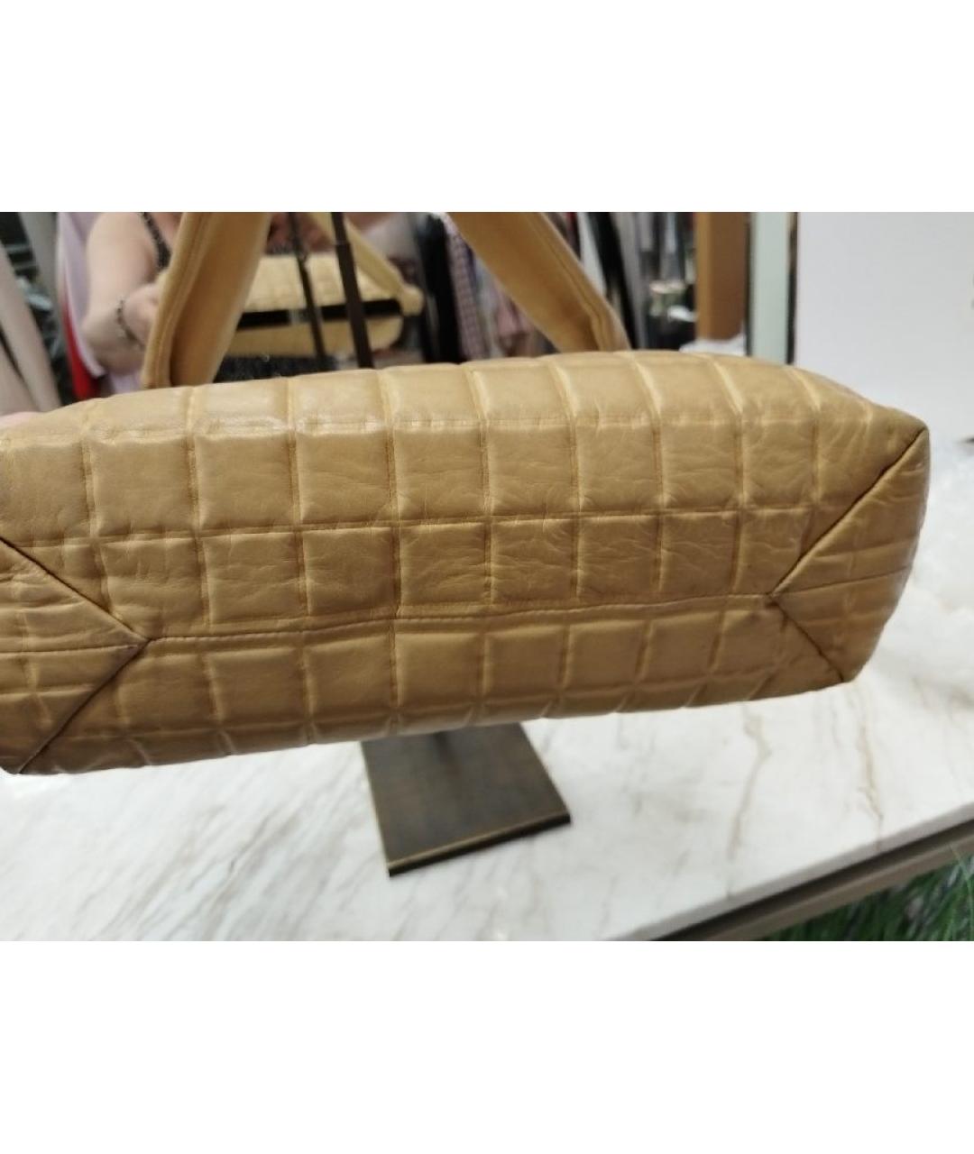 CHANEL Бежевая кожаная сумка через плечо, фото 4