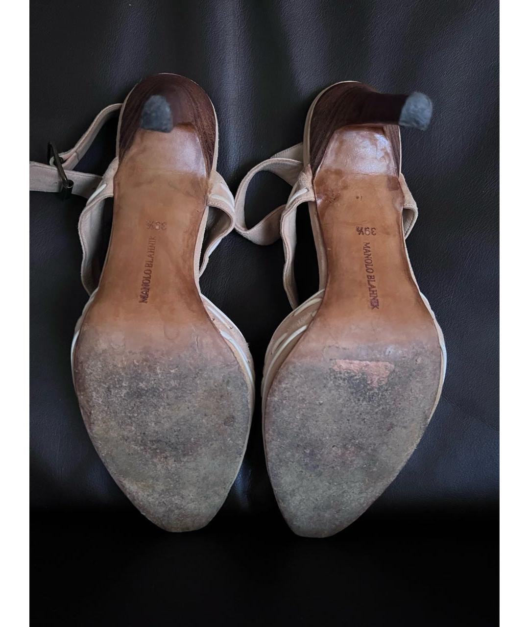 MANOLO BLAHNIK Бежевые замшевые туфли, фото 5