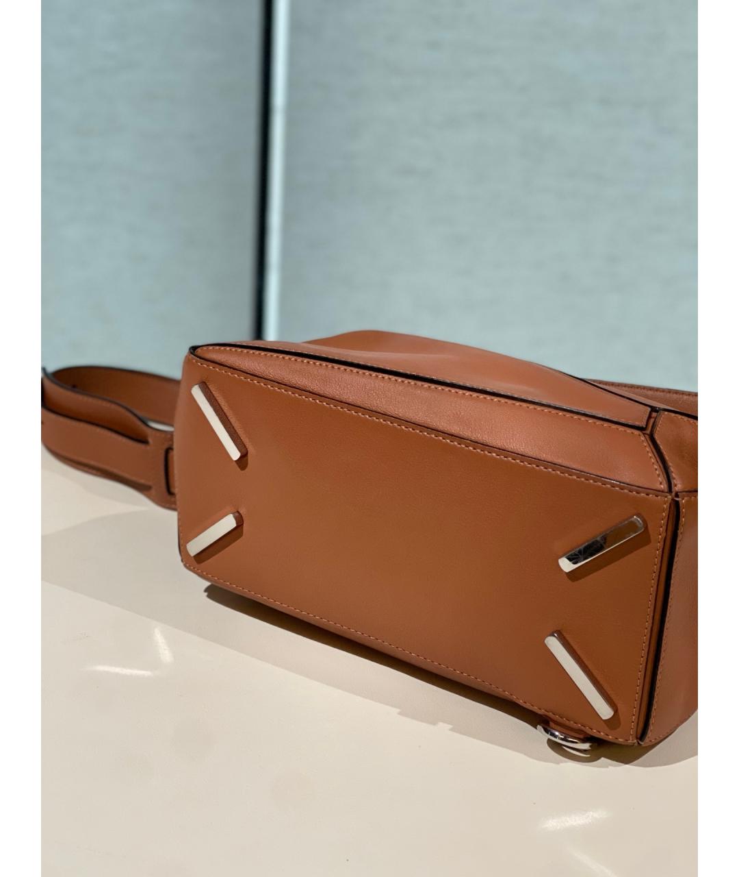 LOEWE Коричневая кожаная сумка с короткими ручками, фото 5