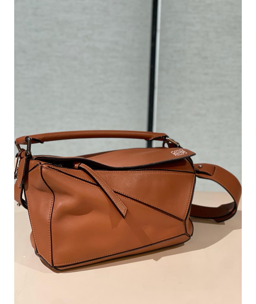 LOEWE Коричневая кожаная сумка с короткими ручками, фото 2