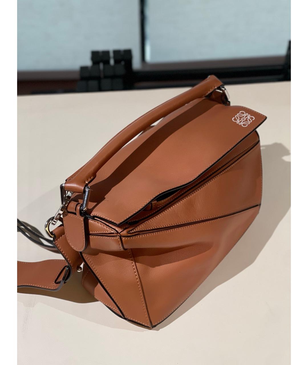 LOEWE Коричневая кожаная сумка с короткими ручками, фото 6