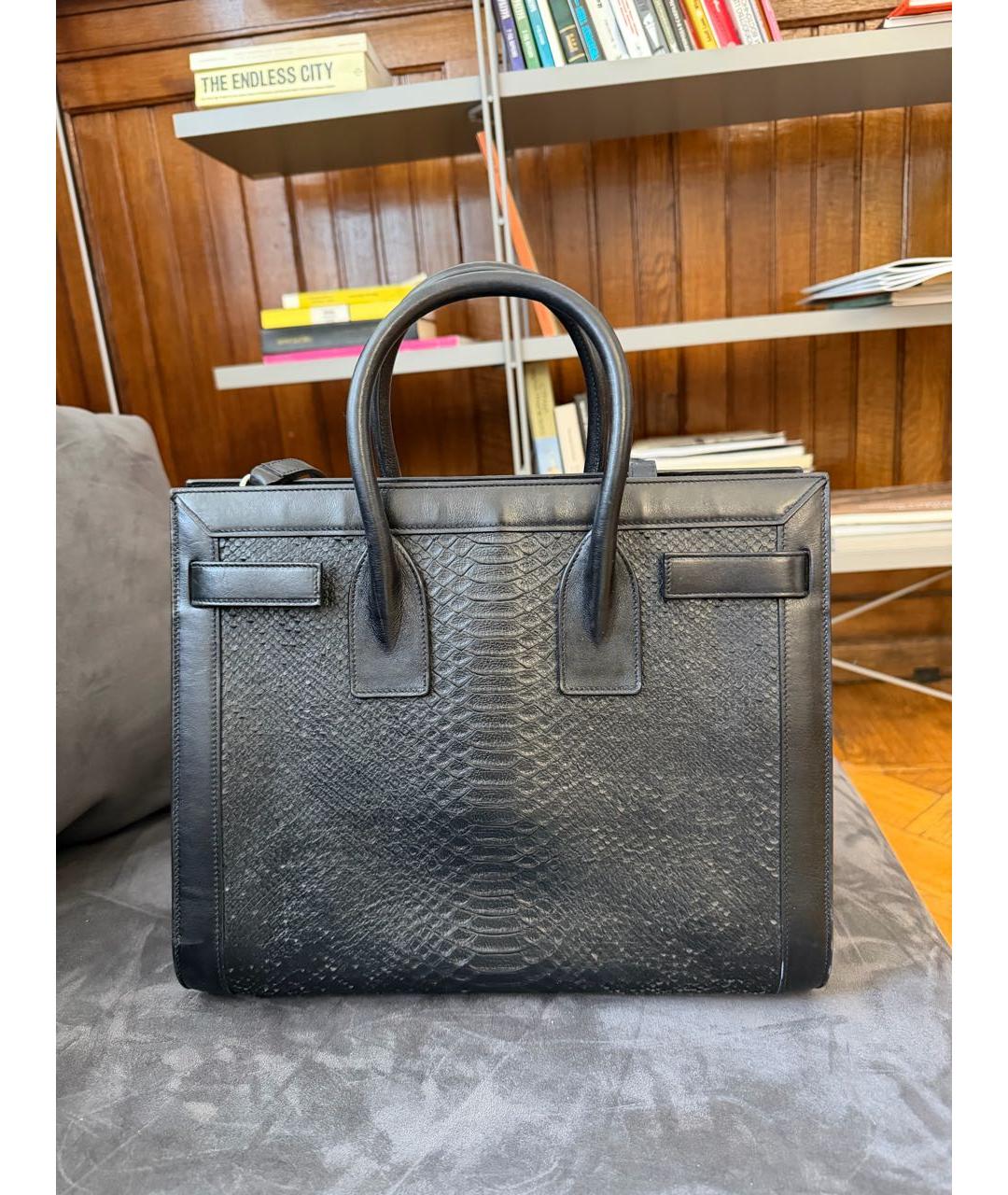 SAINT LAURENT Черная кожаная сумка с короткими ручками, фото 3