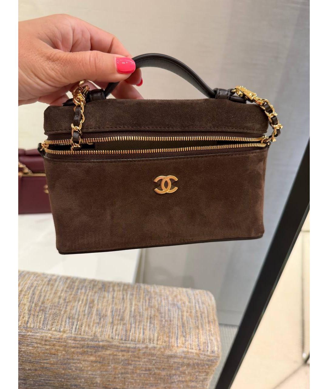 CHANEL Коричневая замшевая сумка через плечо, фото 2