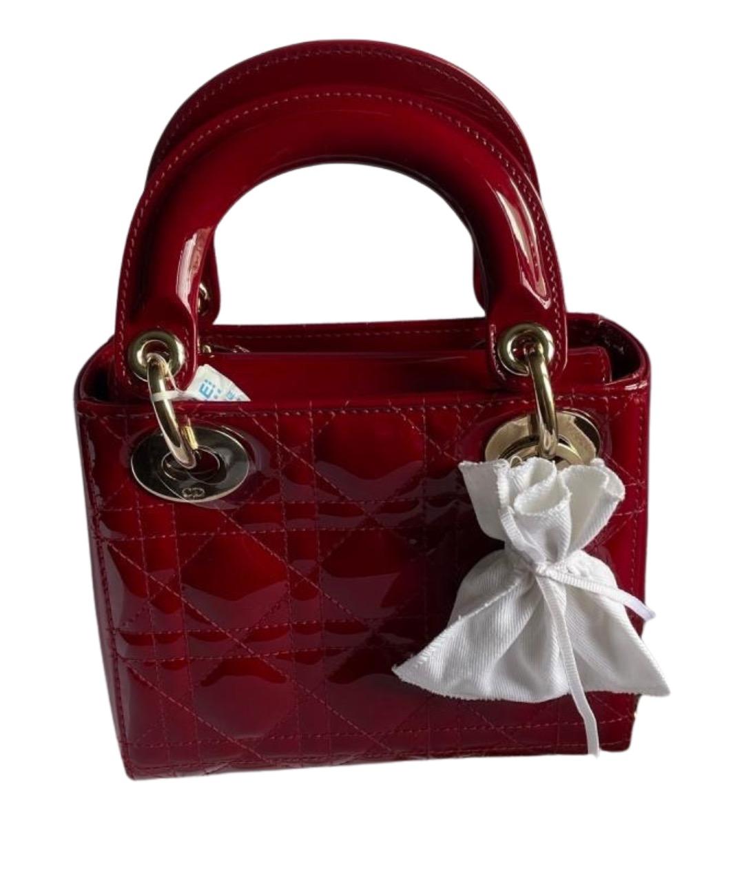 CHRISTIAN DIOR Красная сумка с короткими ручками из лакированной кожи, фото 1