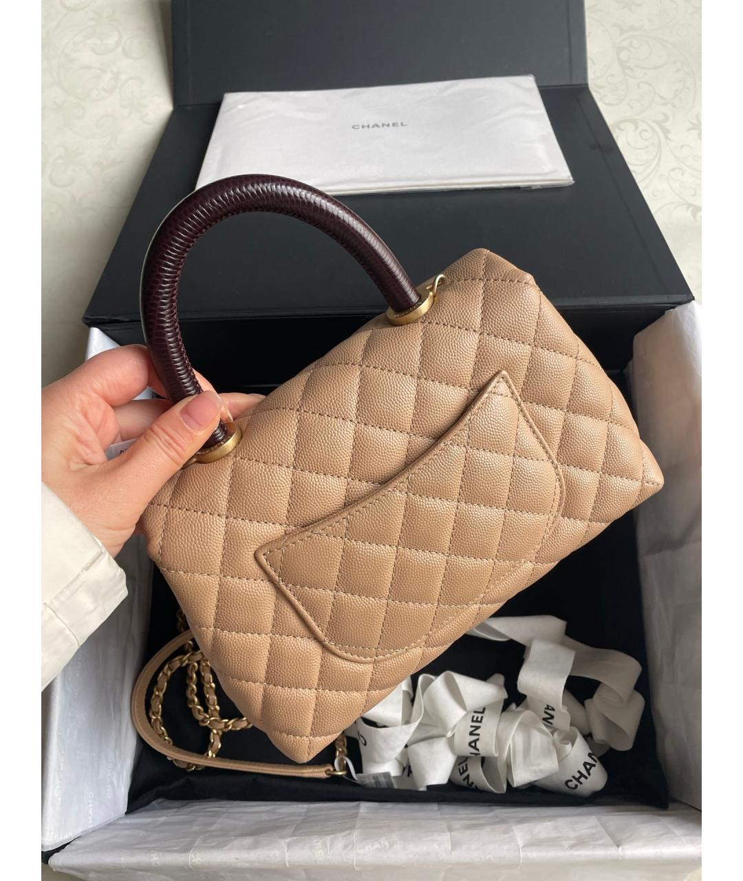 CHANEL Бежевая кожаная сумка через плечо, фото 3