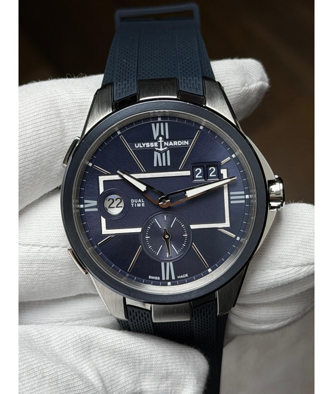 Ulysse Nardin Темно-синие часы, фото 3