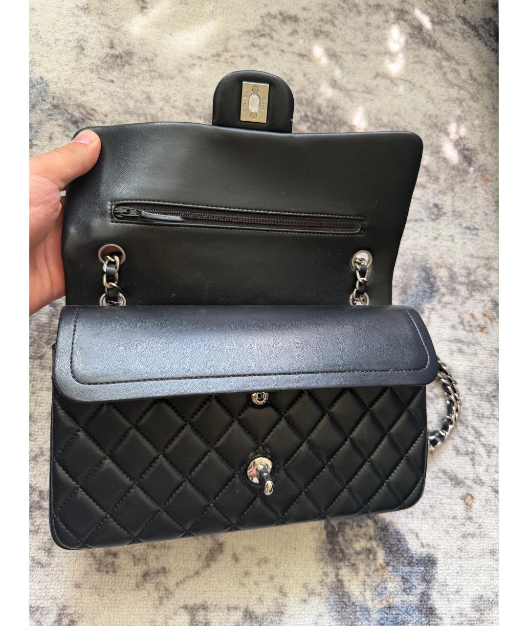 CHANEL Черная кожаная сумка через плечо, фото 4