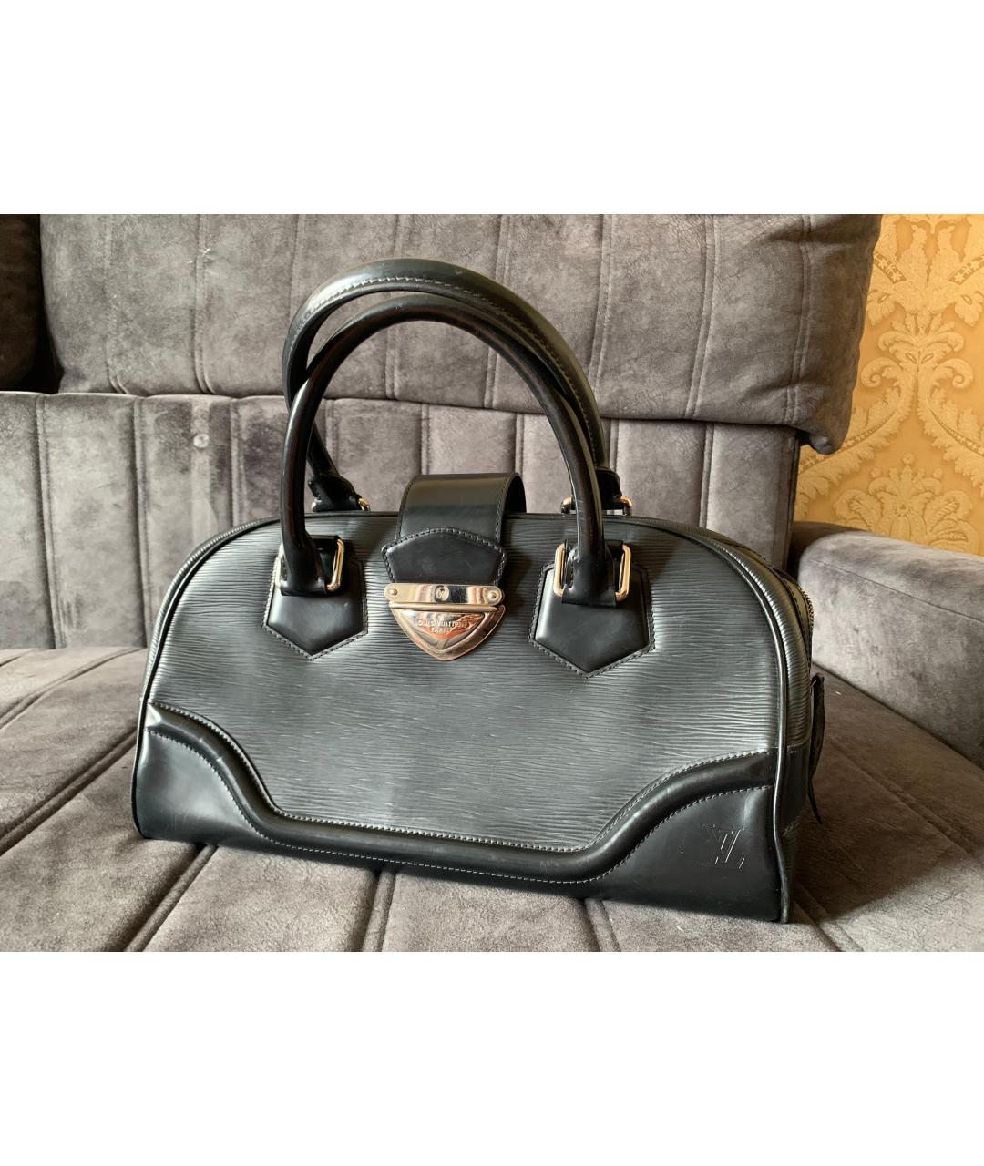 LOUIS VUITTON Черная кожаная сумка с короткими ручками, фото 4