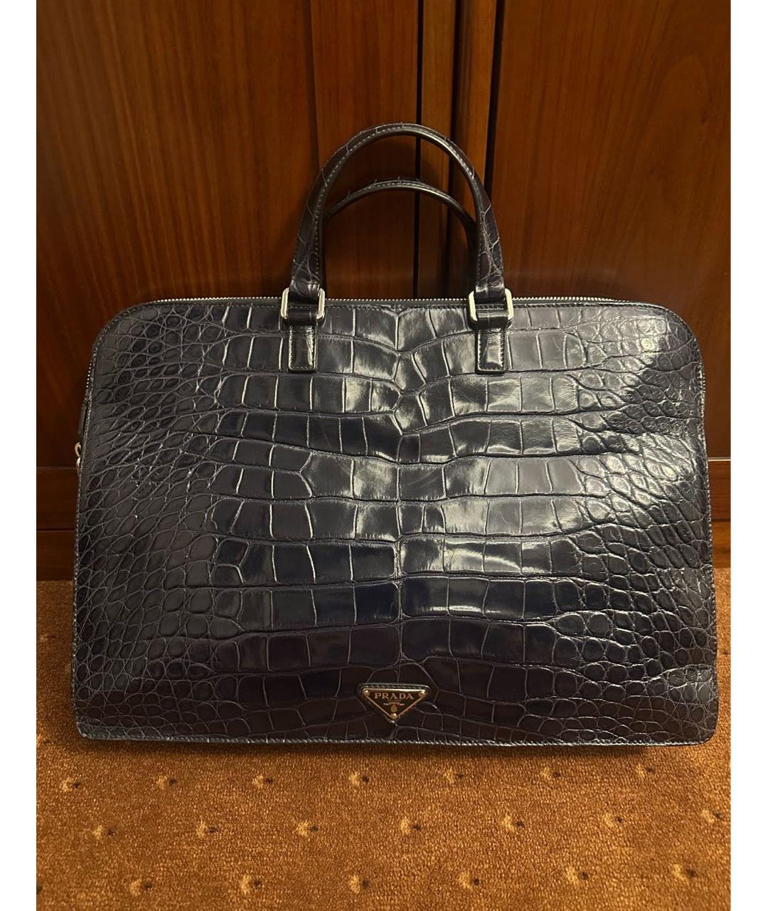 PRADA Темно-синий портфель из экзотической кожи, фото 9