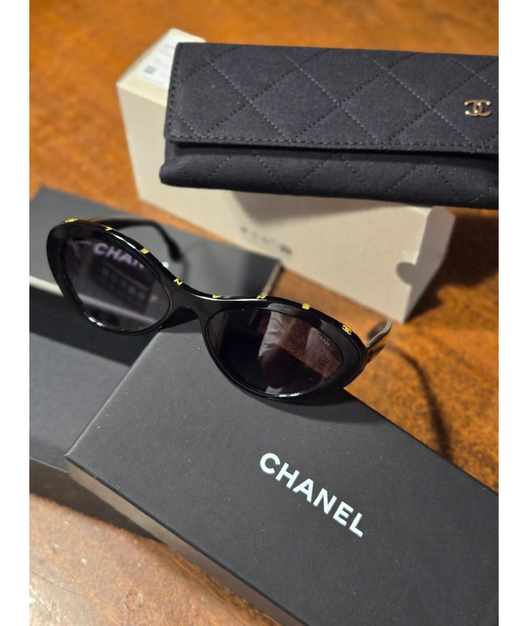 CHANEL Черные пластиковые солнцезащитные очки, фото 2