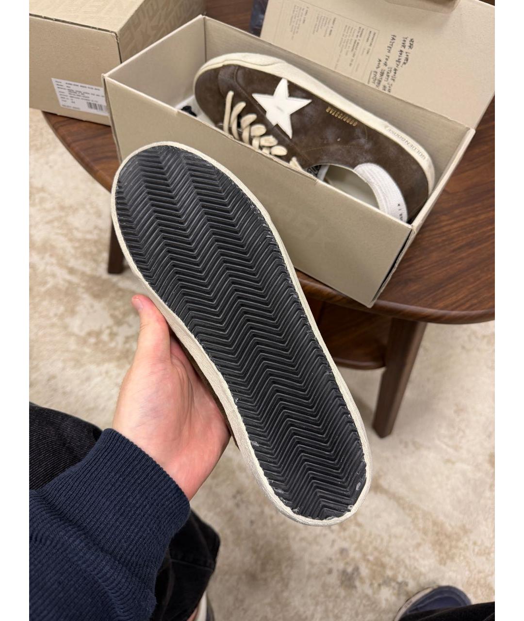 GOLDEN GOOSE Коричневые нубуковые низкие кроссовки / кеды, фото 5